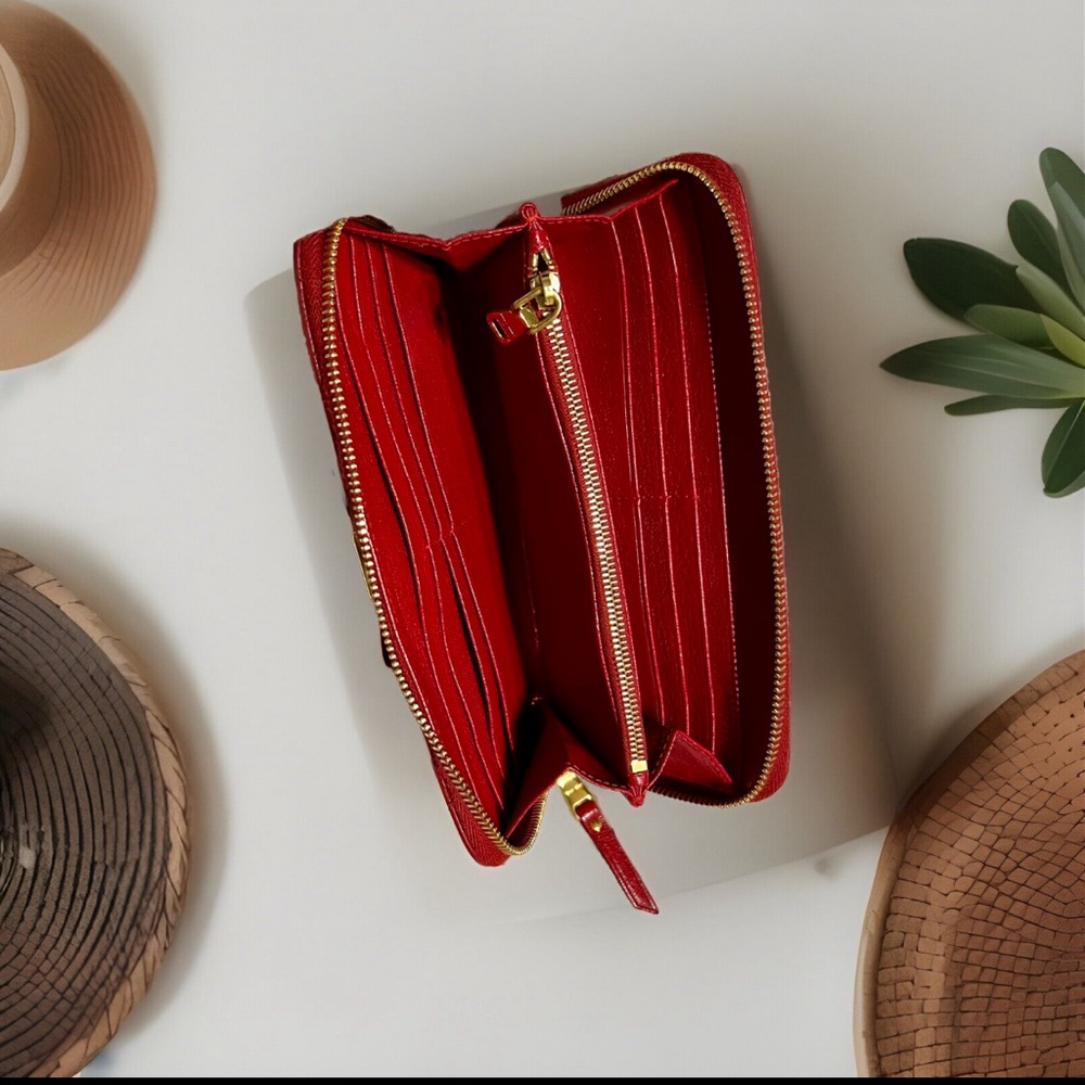Euc Miu Miu Long Zippy Wallet - image 7